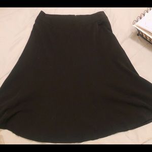 Black midi skirt